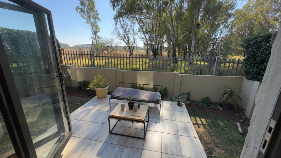 4 Bedroom Property for Sale in Candlewoods Country Estate Gauteng