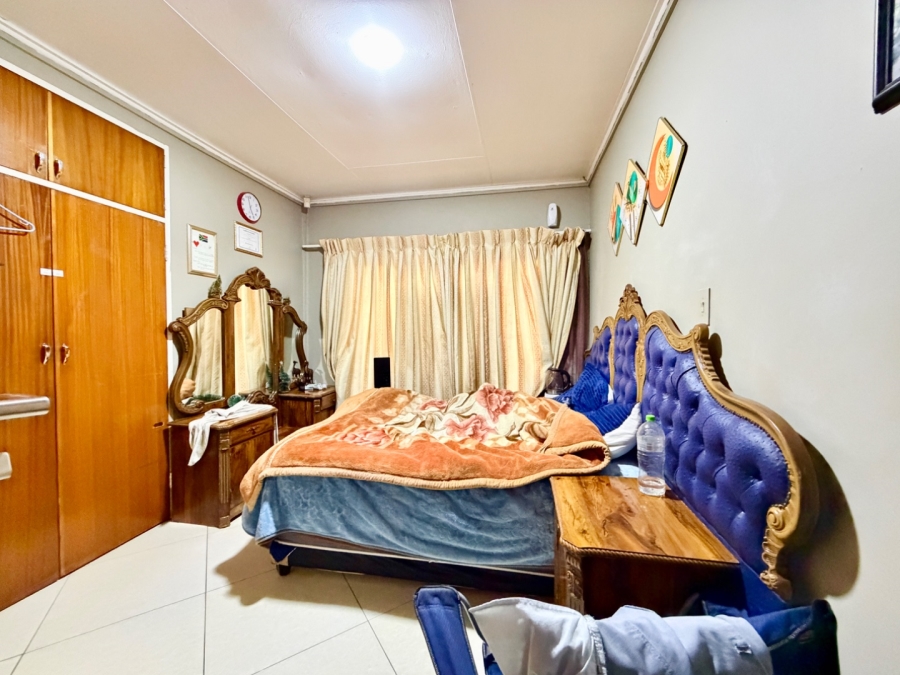 5 Bedroom Property for Sale in Karenpark Gauteng
