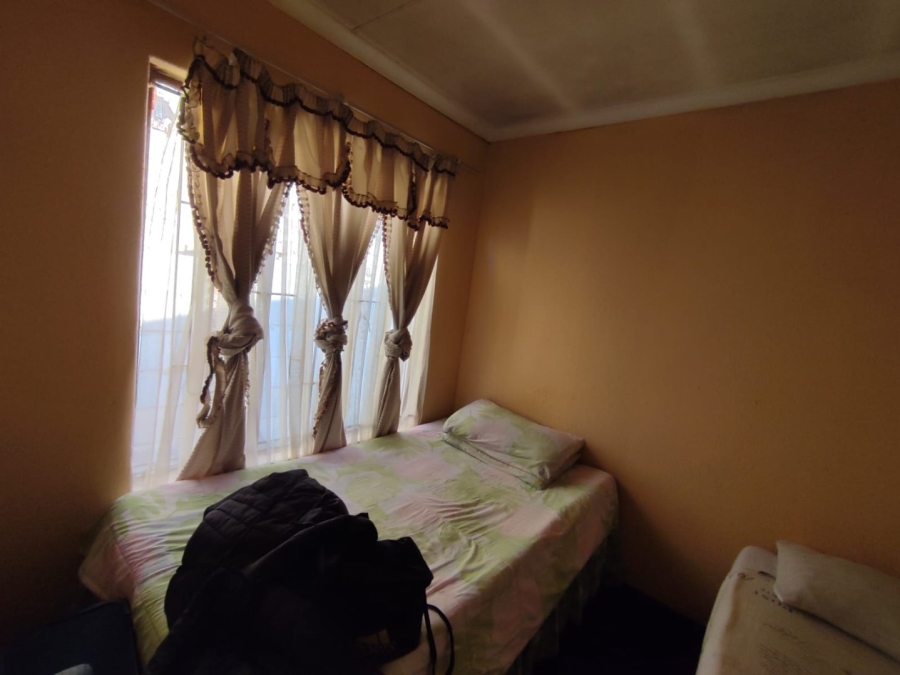 2 Bedroom Property for Sale in Cloverdene Gauteng