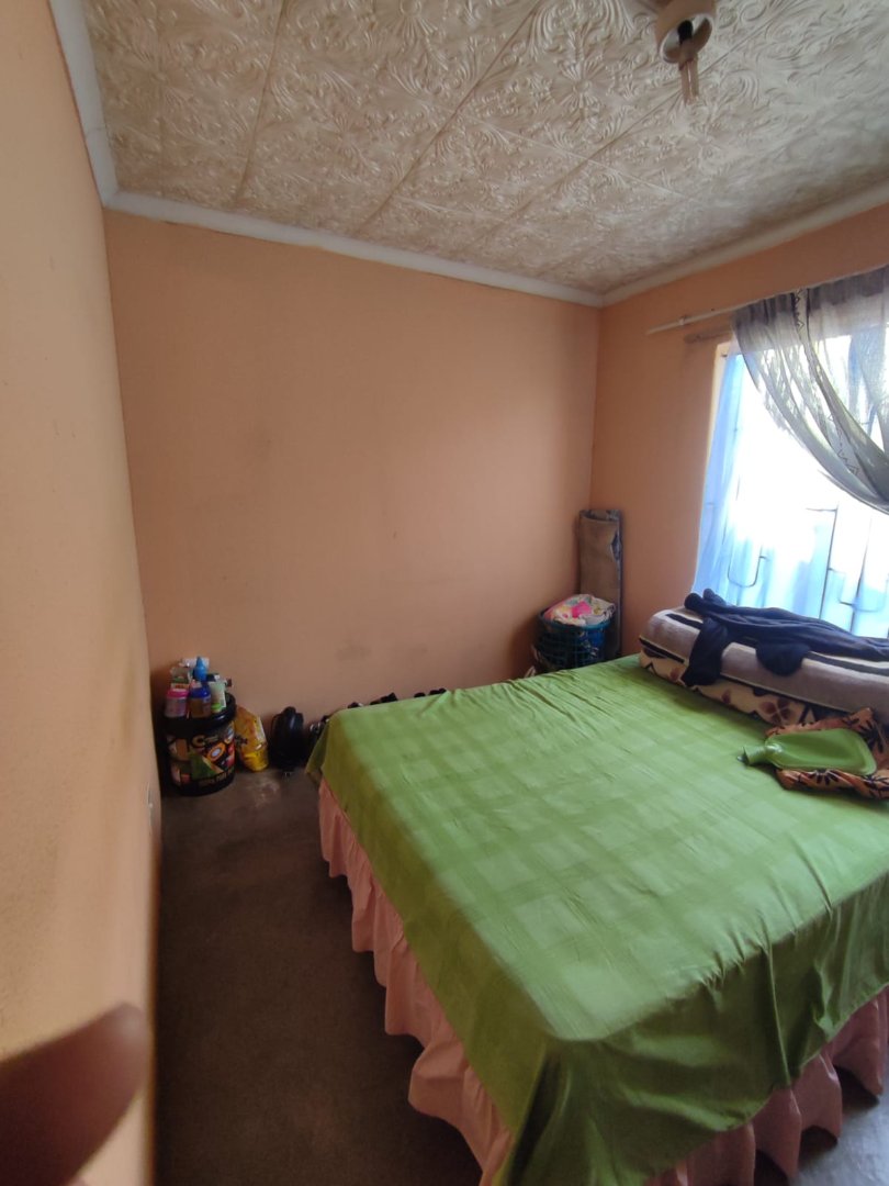 2 Bedroom Property for Sale in Cloverdene Gauteng