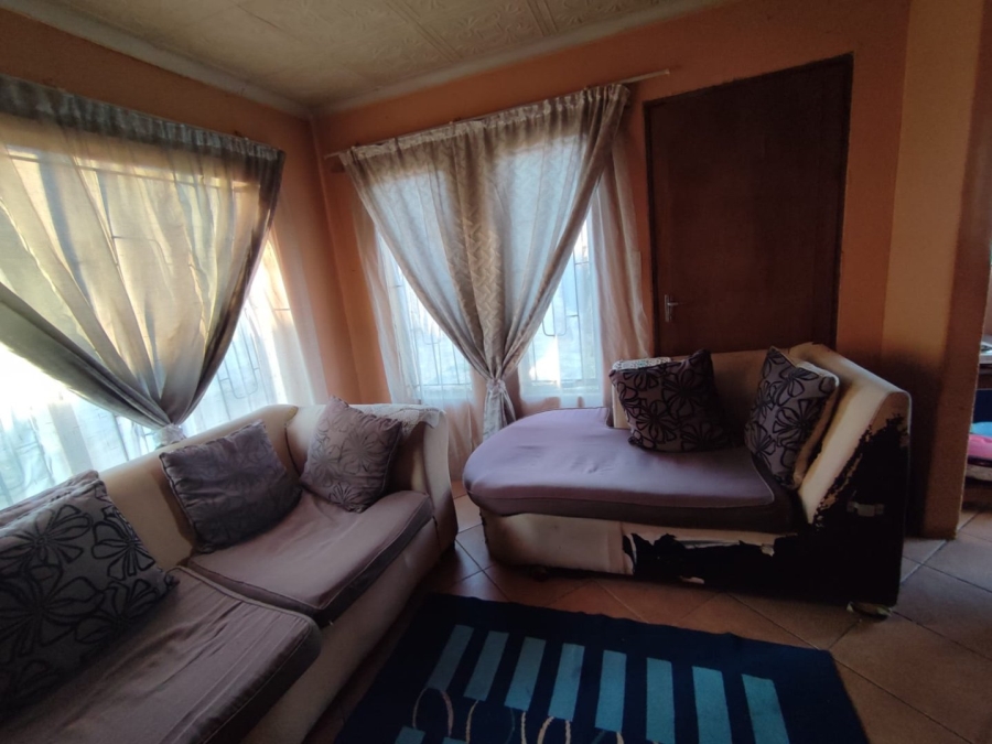 2 Bedroom Property for Sale in Cloverdene Gauteng