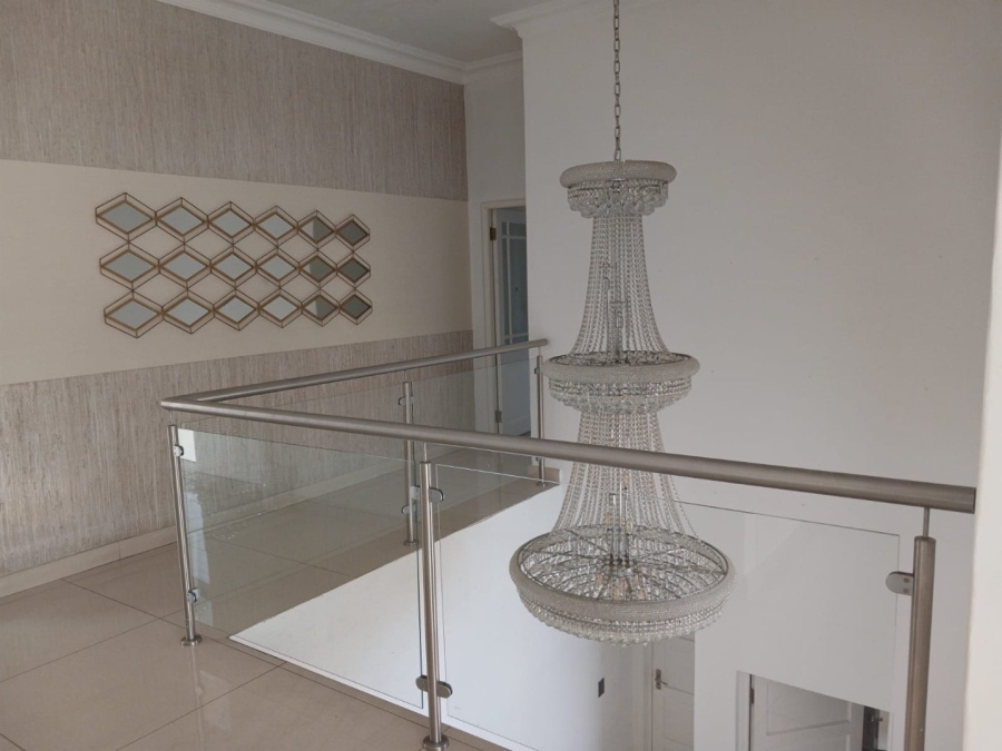 5 Bedroom Property for Sale in Blue Valley Golf Estate Gauteng