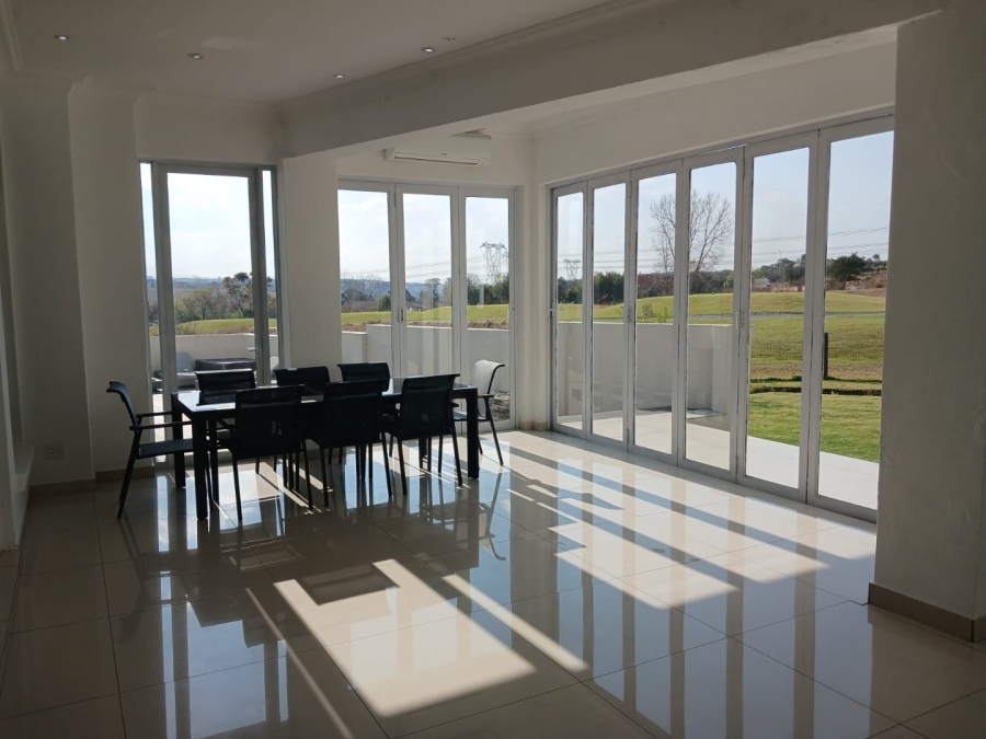 5 Bedroom Property for Sale in Blue Valley Golf Estate Gauteng
