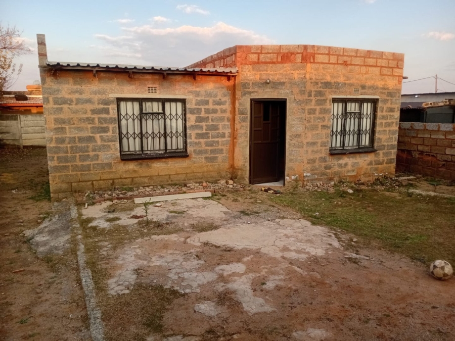 2 Bedroom Property for Sale in Langaville Gauteng