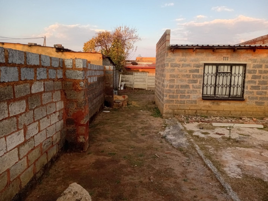 2 Bedroom Property for Sale in Langaville Gauteng