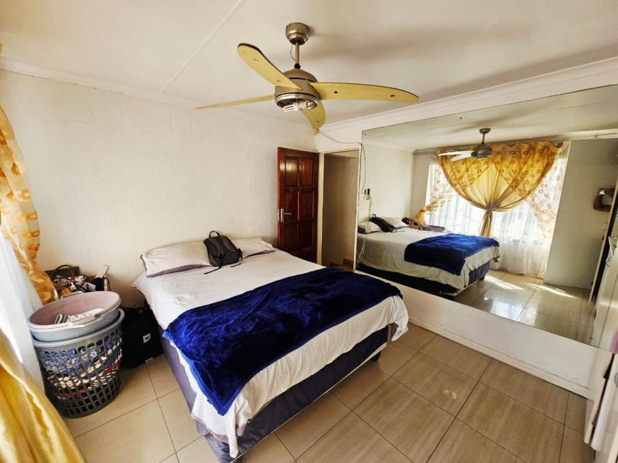 4 Bedroom Property for Sale in Heuweloord Gauteng