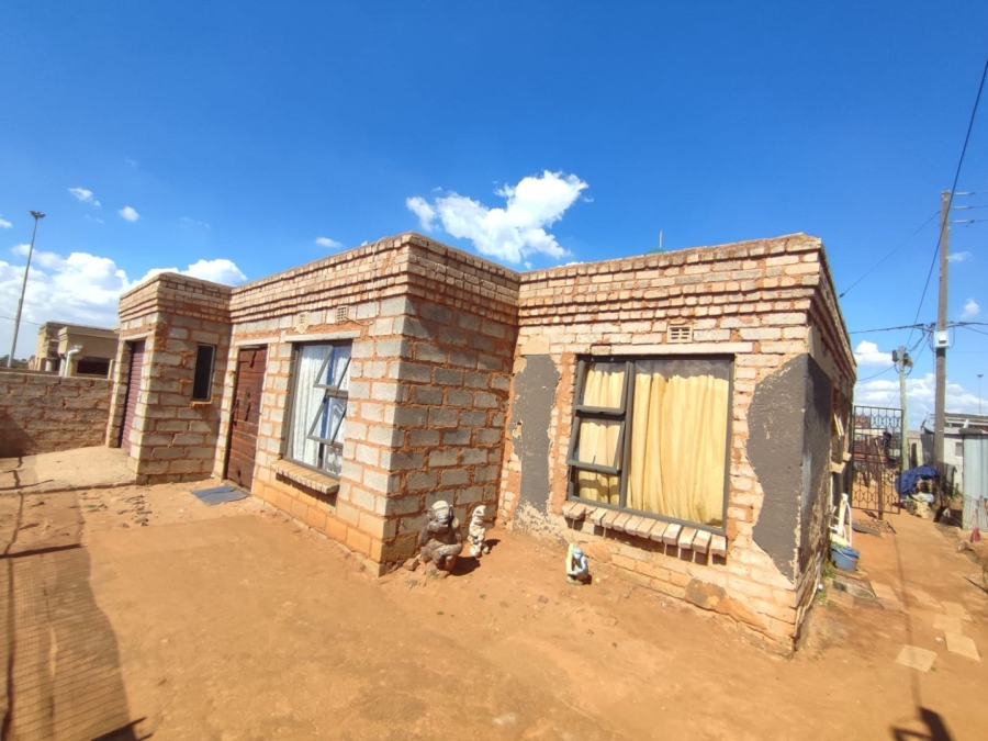 2 Bedroom Property for Sale in Duduza Gauteng