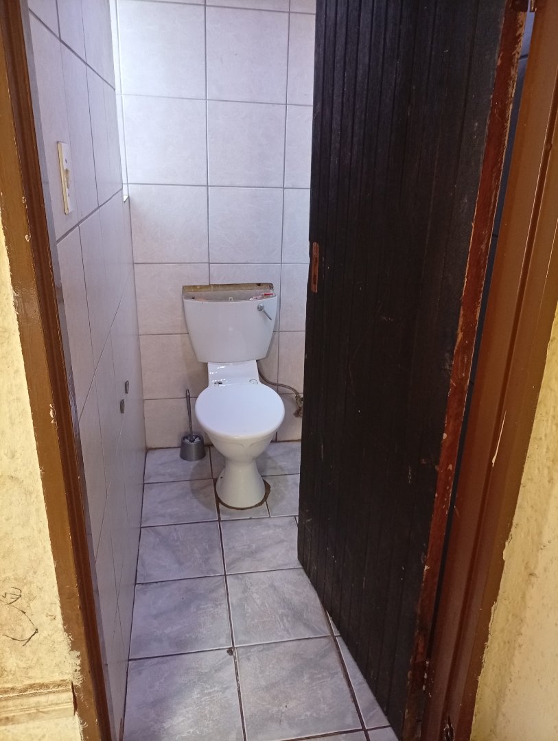 9 Bedroom Property for Sale in Sophiatown Gauteng
