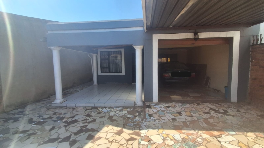 3 Bedroom Property for Sale in Atteridgeville Gauteng