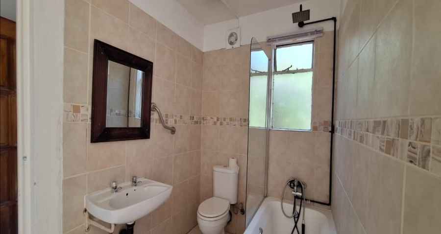 2 Bedroom Property for Sale in Sundowner Gauteng