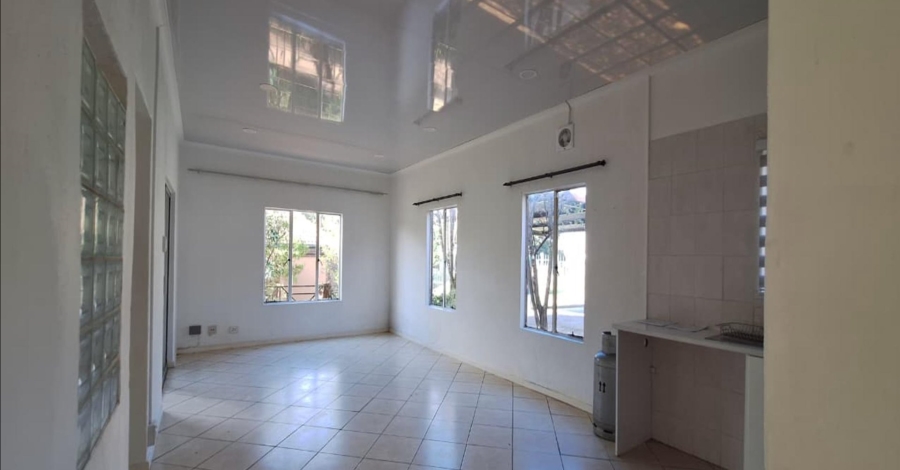 2 Bedroom Property for Sale in Sundowner Gauteng