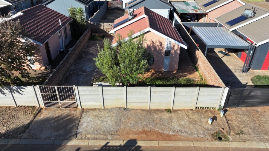 2 Bedroom Property for Sale in Sky City Gauteng