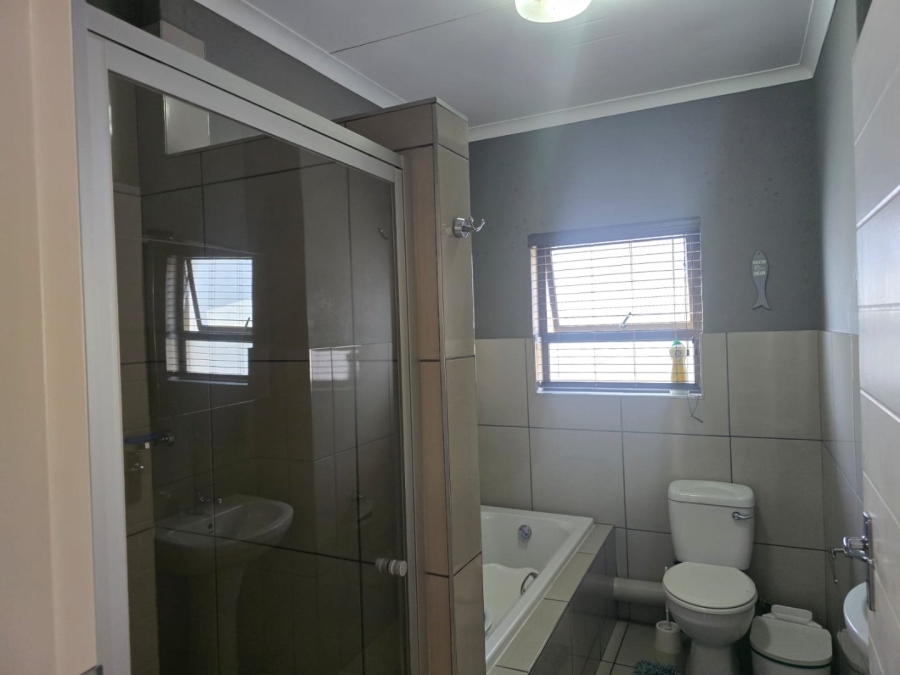 2 Bedroom Property for Sale in Brentwood Park AH Gauteng