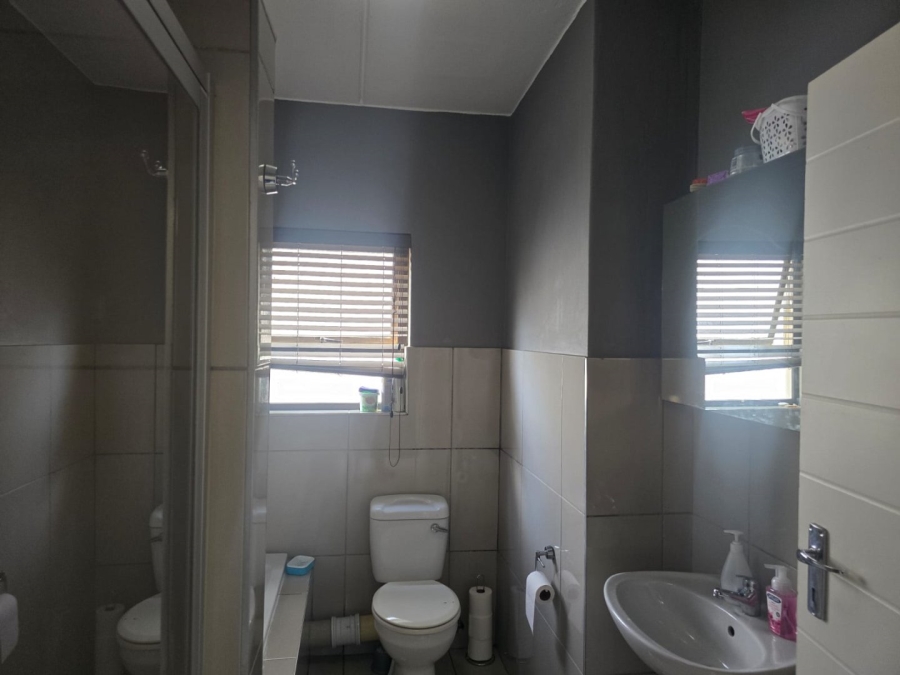 2 Bedroom Property for Sale in Brentwood Park AH Gauteng