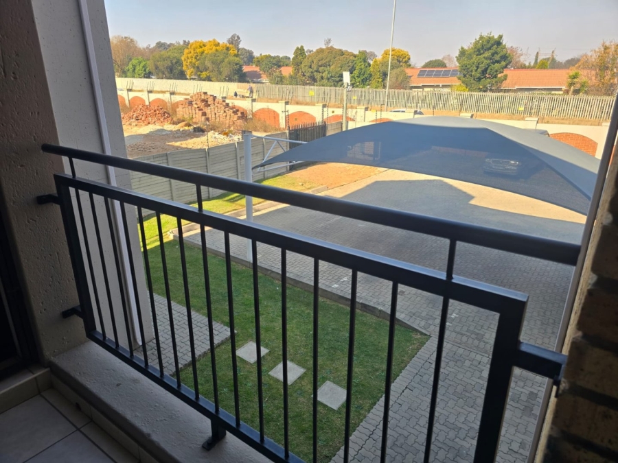 2 Bedroom Property for Sale in Brentwood Park AH Gauteng