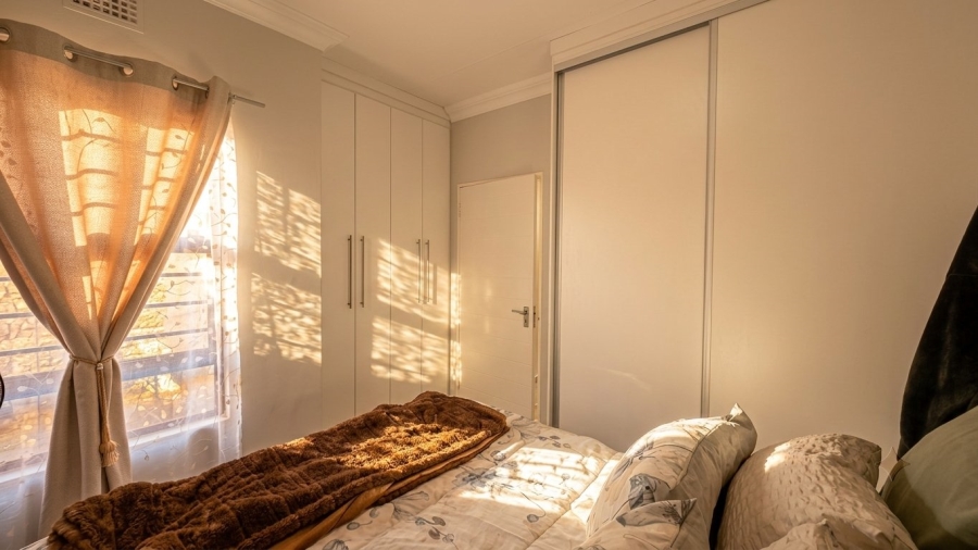 2 Bedroom Property for Sale in South Hills Gauteng