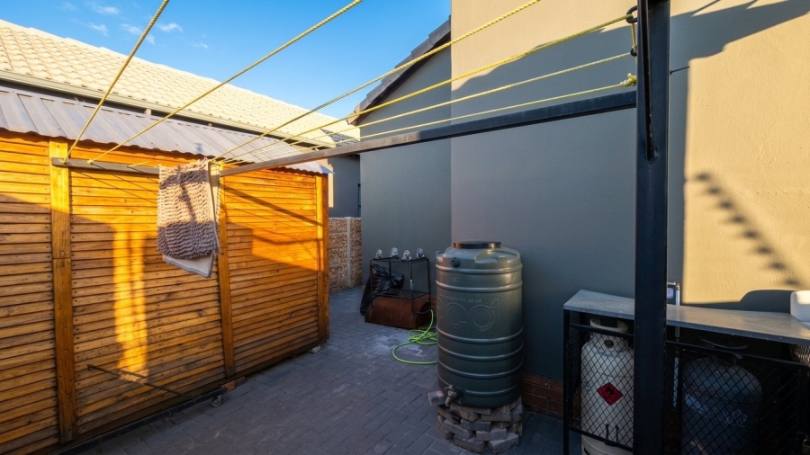 2 Bedroom Property for Sale in South Hills Gauteng