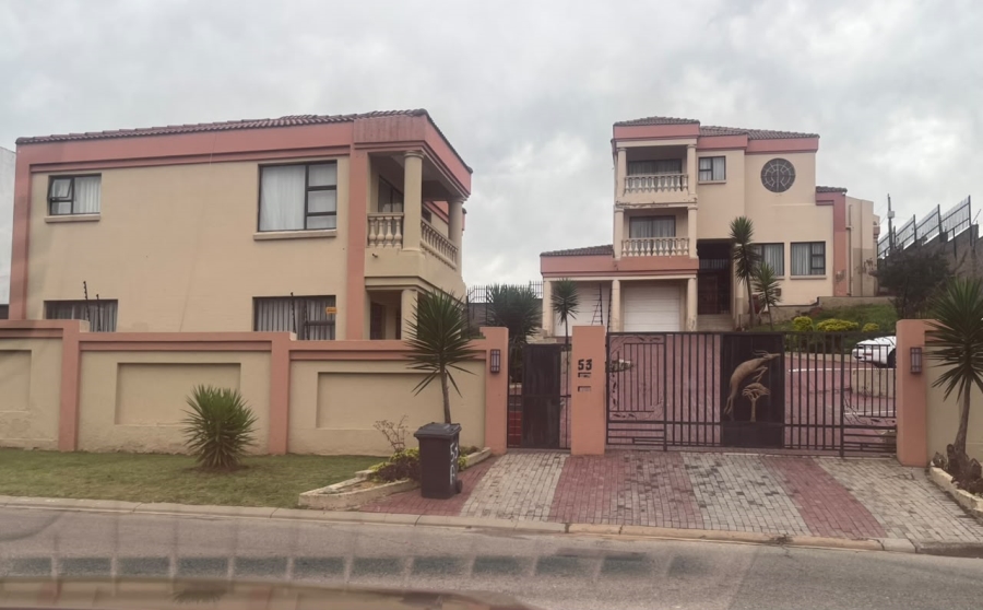 8 Bedroom Property for Sale in Winchester Hills Gauteng