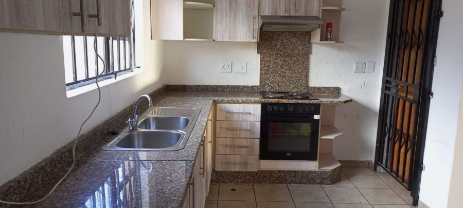 8 Bedroom Property for Sale in Winchester Hills Gauteng