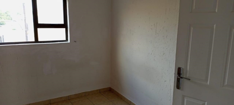 8 Bedroom Property for Sale in Winchester Hills Gauteng