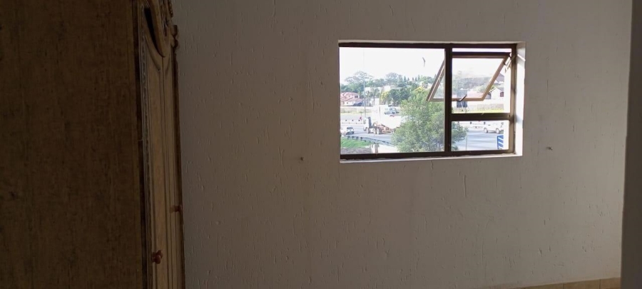 8 Bedroom Property for Sale in Winchester Hills Gauteng