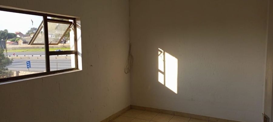 8 Bedroom Property for Sale in Winchester Hills Gauteng