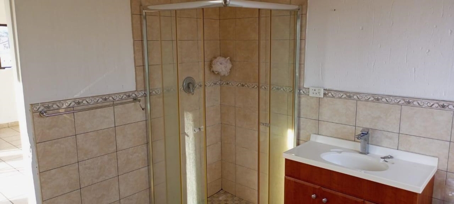 8 Bedroom Property for Sale in Winchester Hills Gauteng