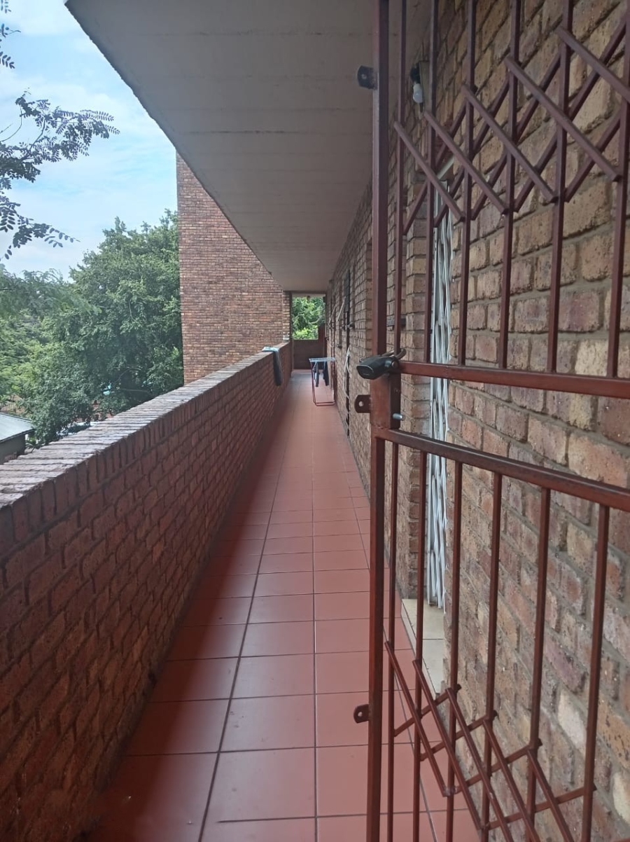 2 Bedroom Property for Sale in Pretoria West Gauteng