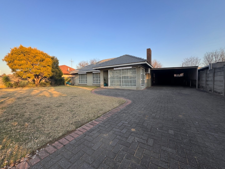 3 Bedroom Property for Sale in Three Rivers Gauteng