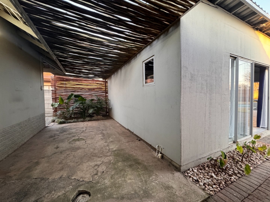 3 Bedroom Property for Sale in Three Rivers Gauteng