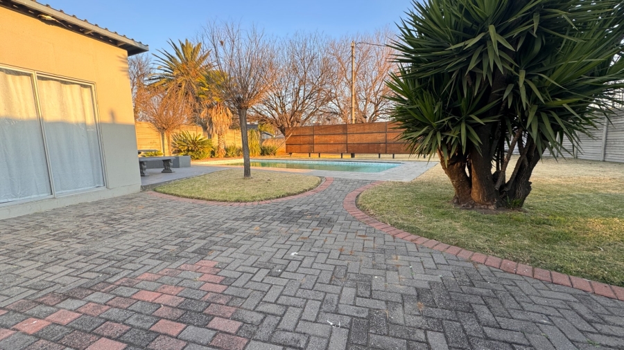 3 Bedroom Property for Sale in Three Rivers Gauteng