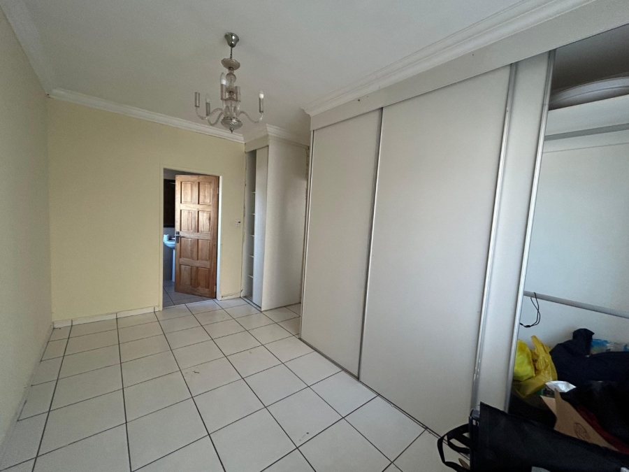 4 Bedroom Property for Sale in Sonneveld Gauteng