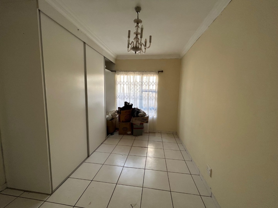 4 Bedroom Property for Sale in Sonneveld Gauteng