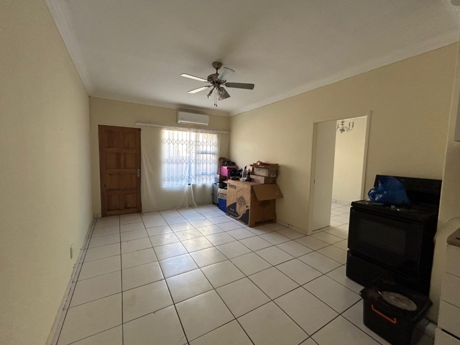 4 Bedroom Property for Sale in Sonneveld Gauteng