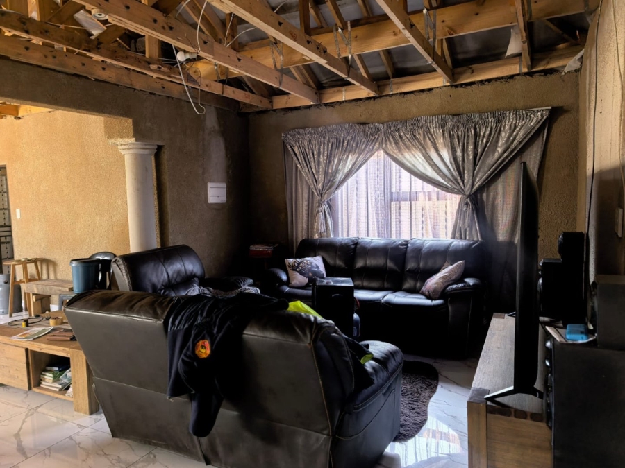 2 Bedroom Property for Sale in Payneville Gauteng