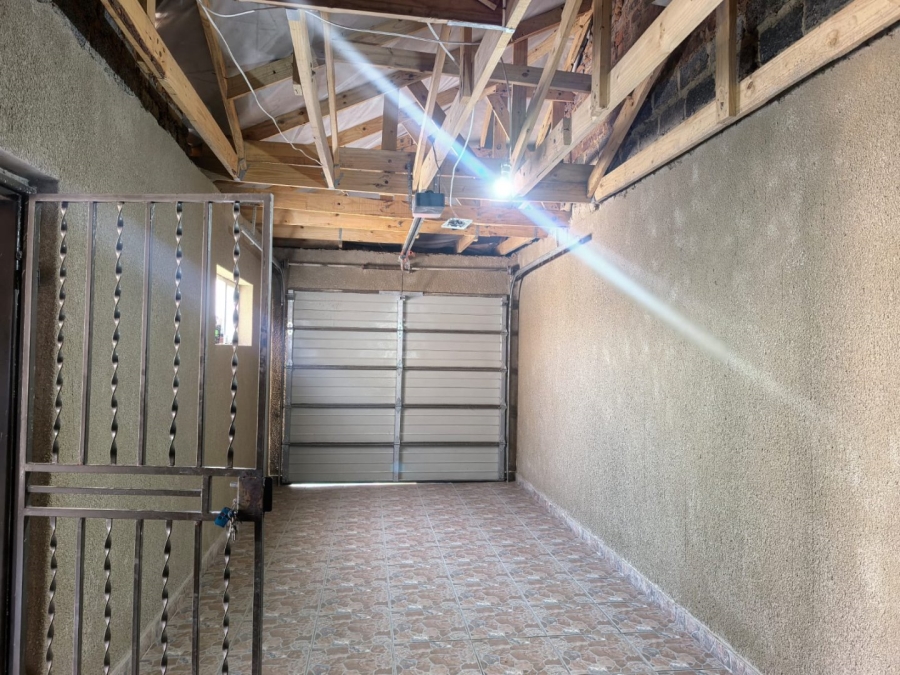 2 Bedroom Property for Sale in Payneville Gauteng