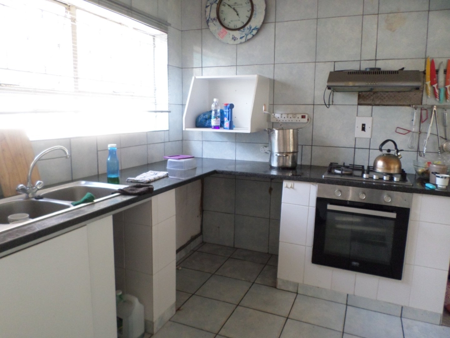 3 Bedroom Property for Sale in Illiondale Gauteng