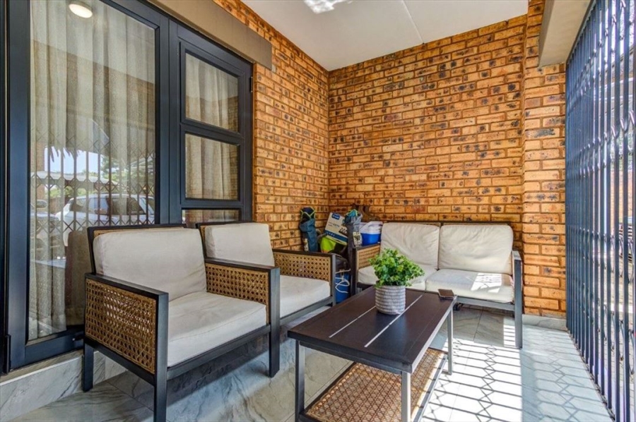 3 Bedroom Property for Sale in Ravenswood Gauteng