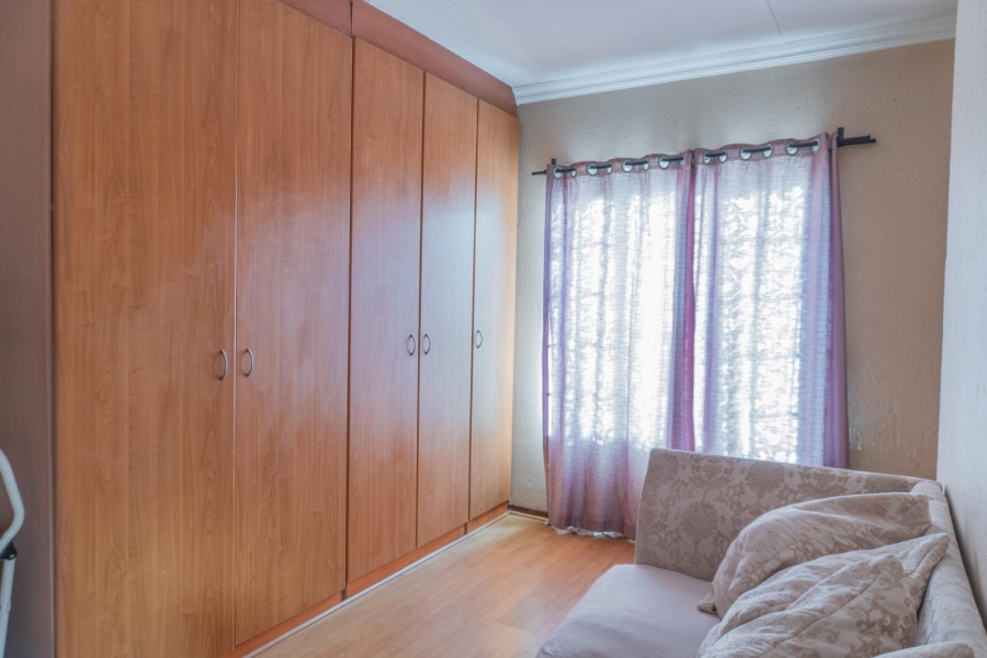 2 Bedroom Property for Sale in Oriel Gauteng