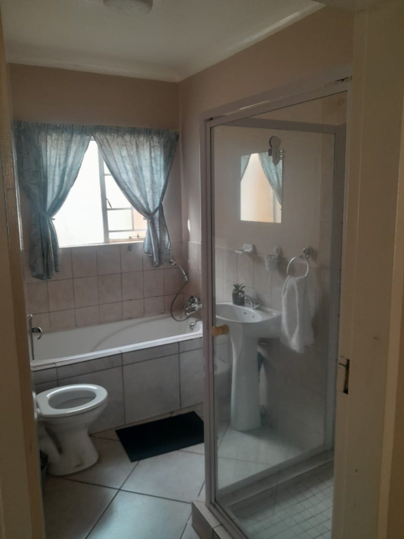 To Let 2 Bedroom Property for Rent in Rynfield Gauteng