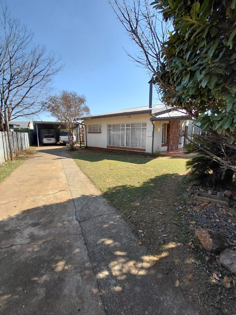 3 Bedroom Property for Sale in Casseldale Gauteng