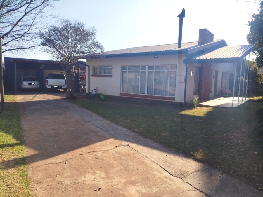 3 Bedroom Property for Sale in Casseldale Gauteng