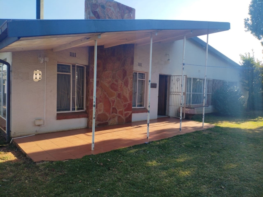3 Bedroom Property for Sale in Casseldale Gauteng