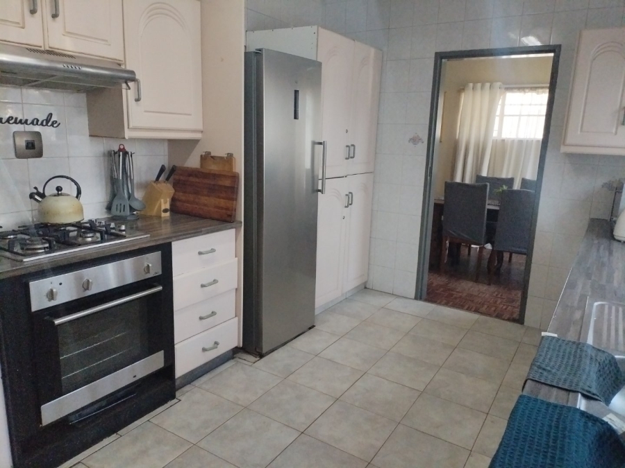 3 Bedroom Property for Sale in Casseldale Gauteng