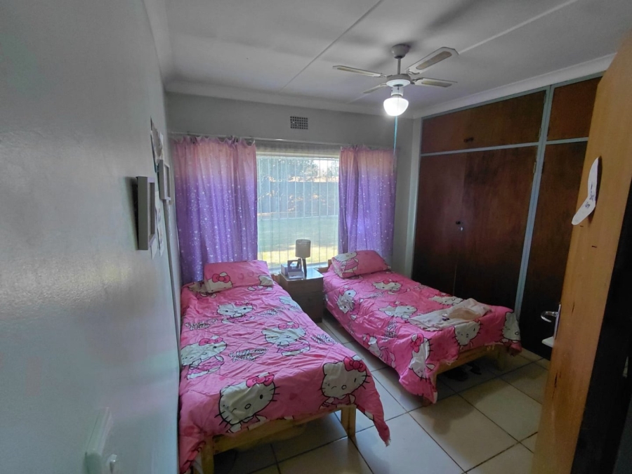 3 Bedroom Property for Sale in Casseldale Gauteng