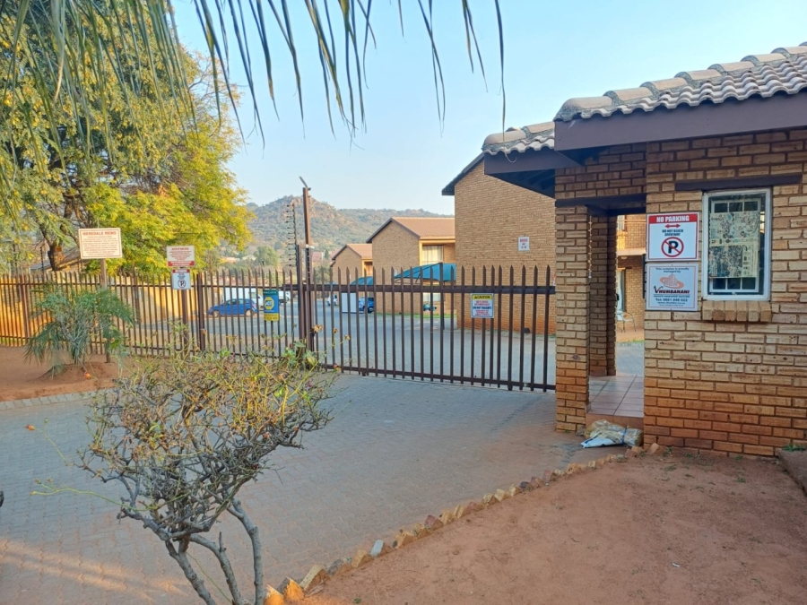 2 Bedroom Property for Sale in Meredale Gauteng