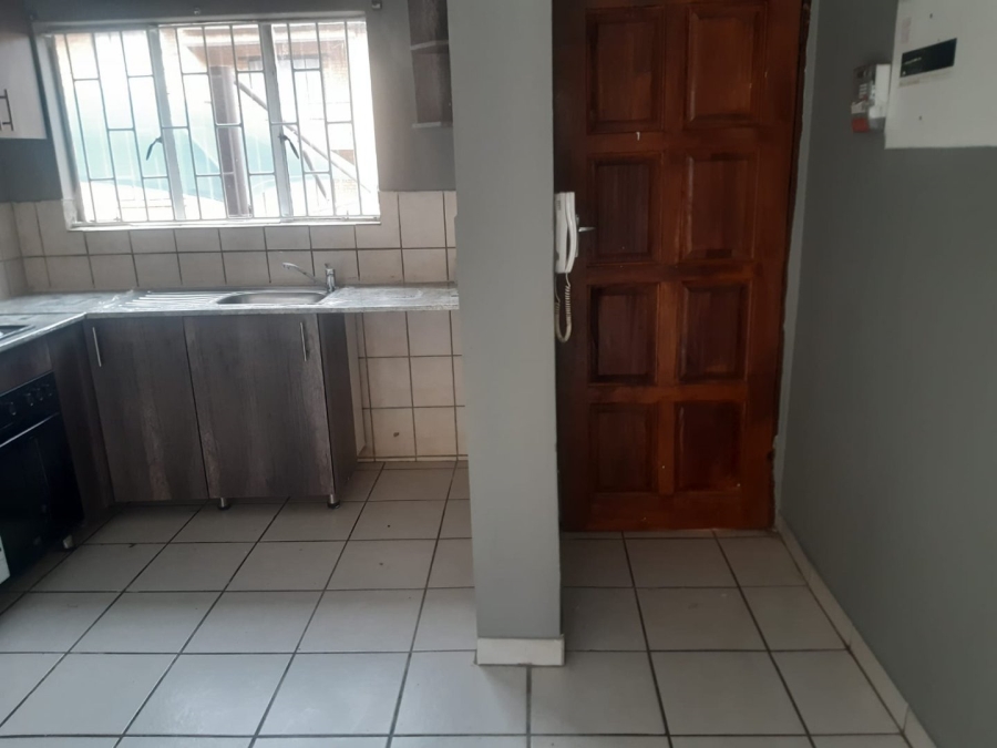 2 Bedroom Property for Sale in Meredale Gauteng