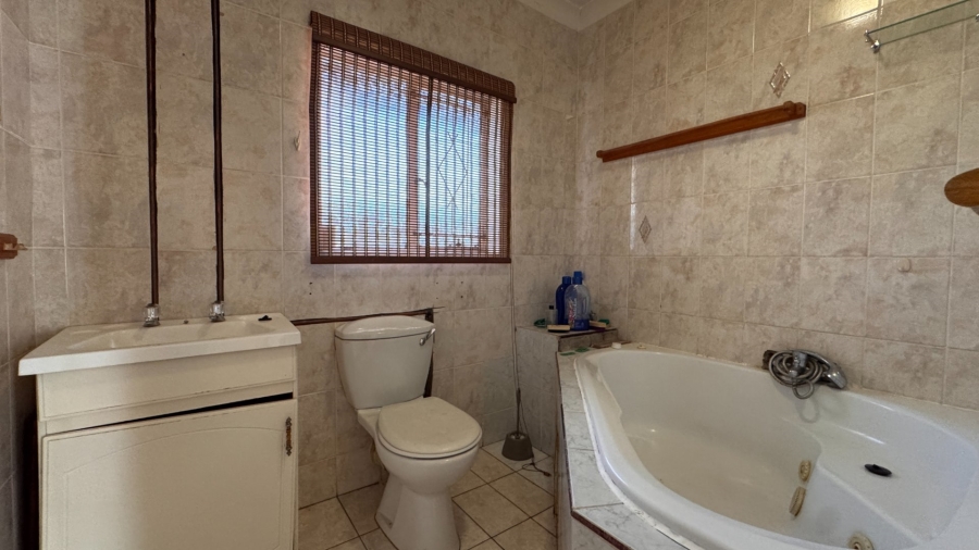 4 Bedroom Property for Sale in Three Rivers Gauteng
