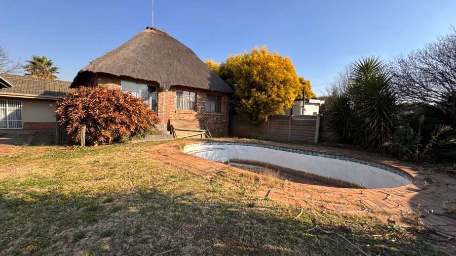 4 Bedroom Property for Sale in Three Rivers Gauteng