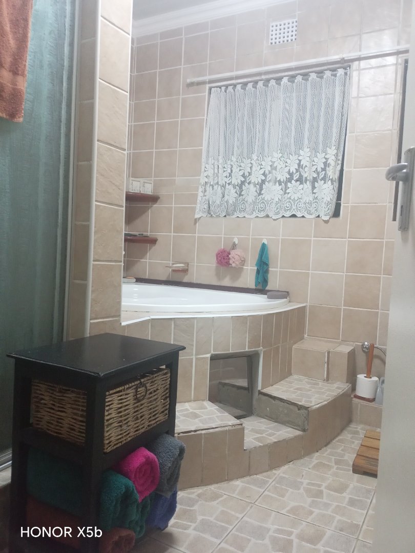 4 Bedroom Property for Sale in Van Dyk Park Gauteng